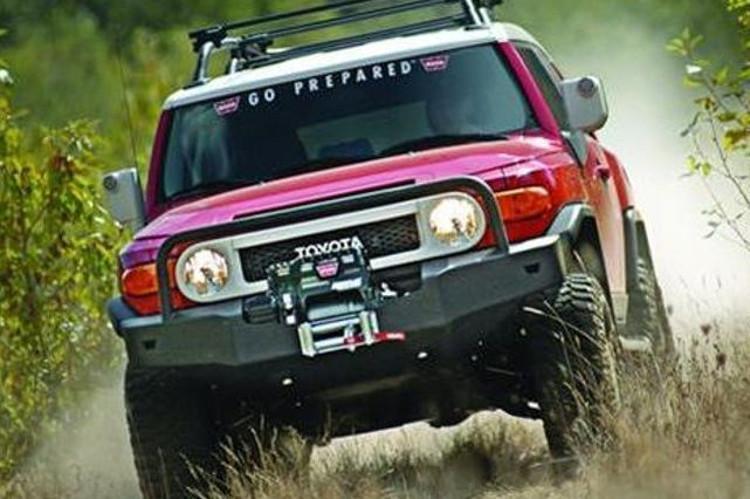 Warn Toyota FJ Cruiser Front Bumpers