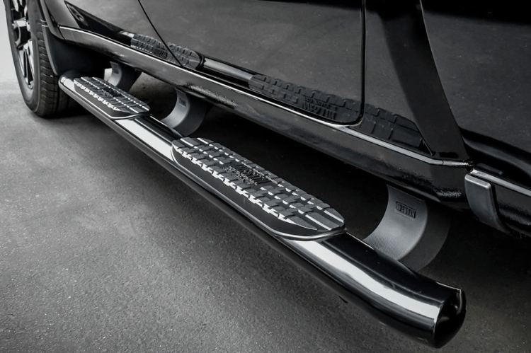 Westin 21-53720 GMC Sierra 2500HD/3500HD 2015-2019 Pro Traxx 5 Oval Nerf Bars Crew Cab - Polished Stainless Steel