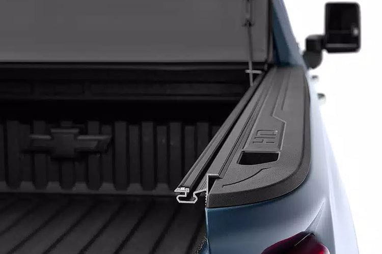 BAKFlip G2 2015-2019 Chevy Silverado 2500/3500 6'6" Tonneau Cover 226121