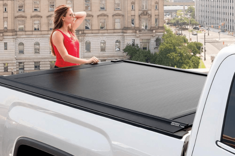 RetraxONE MX 2015-2019 GMC Sierra 2500/3500 6' 6" Tonneau Cover - WIDE RAIL 60472