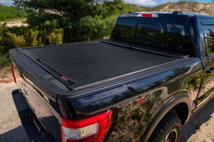 Roll-N-Lock M-Series Retractable 2020-2023 GMC Sierra 2500/3500 8' Tonneau Cover LG225M