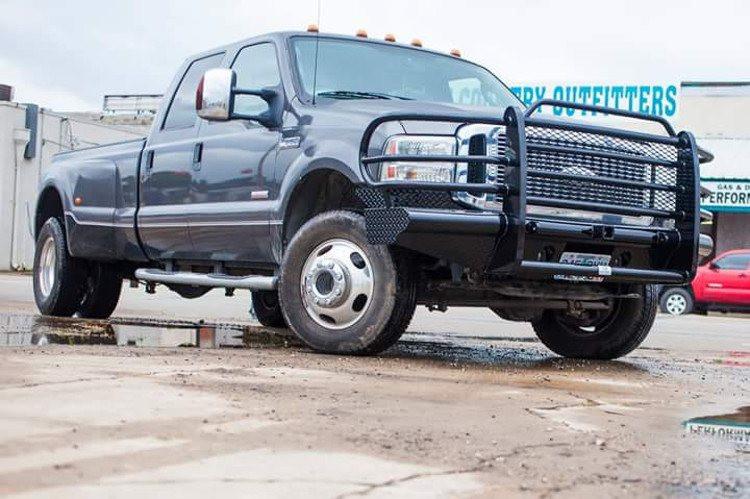 Tough Country Ford Excursion 2005-2007 Front Bumper Expanded Metal without Tow Hooks,  Gloss Black Powder Coat Finish TFR0500FLRESM